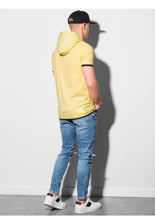 Żółty t-shirt Ombre Clothing z kapturem