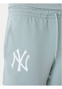 New Era Spodnie dresowe New York Yankees MLB League Essential Paste 60596182 Zielony Regular Fit. Kolor: zielony. Materiał: bawełna #4