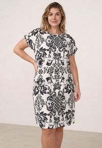 Born2be - Biało-Czarna Pudełkowa Sukienka z Wiskozy w Stylu Casual z Wiązanym Paskiem Tepena. Okazja: na co dzień. Kolekcja: plus size. Kolor: biały. Materiał: wiskoza. Sezon: lato. Typ sukienki: proste. Styl: casual #1