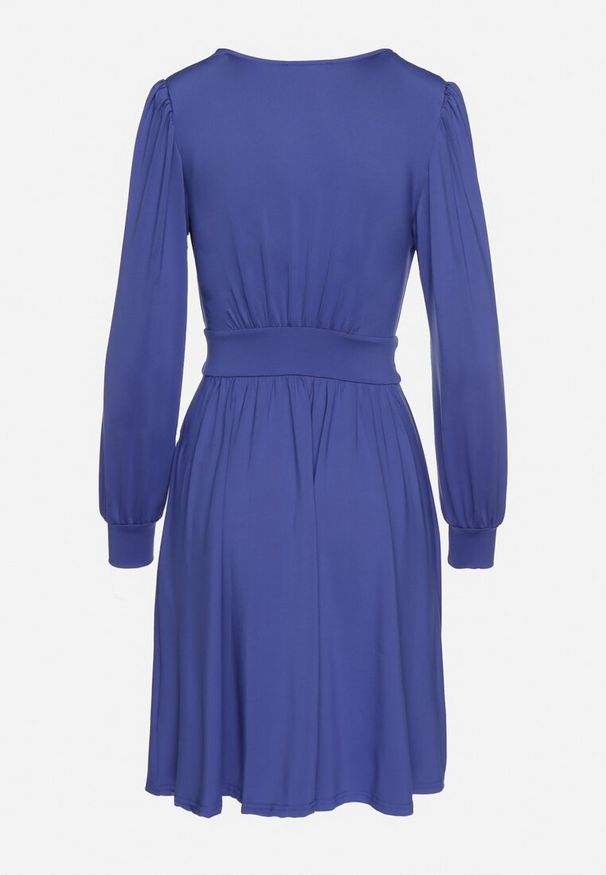 Born2be - Niebieska Rozkloszowana Sukienka z Wiskozą Selithiel. Okazja: na wesele, na ślub cywilny, na imprezę. Typ kołnierza: dekolt w serek. Kolor: niebieski. Materiał: wiskoza. Styl: elegancki