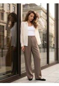 Sinsay - Żakardowa koszula z lyocellem - kremowy. Kolor: kremowy. Materiał: żakard #1