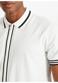 bonprix - Koszulka polo z zamkiem z bawełnianej piki. Typ kołnierza: polo. Kolor: biały. Materiał: bawełna. Styl: elegancki #3
