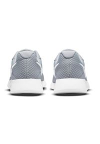 Buty Nike Tanjun M DJ6258-002 szare. Okazja: na co dzień. Kolor: szary. Materiał: materiał. Szerokość cholewki: normalna. Model: Nike Tanjun #9