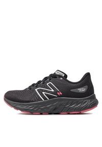 New Balance Buty do biegania Fresh Foam Evoz v3 WEVOZGB3 Czarny. Kolor: czarny