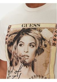 Guess T-Shirt M5GI41 KBW41 Écru Regular Fit. Materiał: bawełna