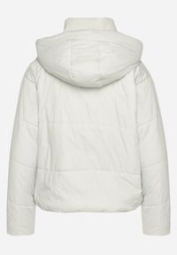 Born2be - Miętowa Pikowana Kurtka z Kapturem i Lekkim Ociepleniem Ninirila. Okazja: na spacer. Typ kołnierza: kaptur. Kolor: miętowy. Materiał: jeans. Długość: krótkie. Styl: klasyczny, elegancki #6