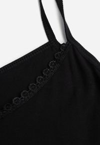 Renee - Czarny Bawełniany Top Bieliźniany z Koronką przy Dekolcie Berinda. Okazja: na co dzień. Kolor: czarny. Materiał: bawełna, koronka. Wzór: koronka. Sezon: lato. Styl: casual #8