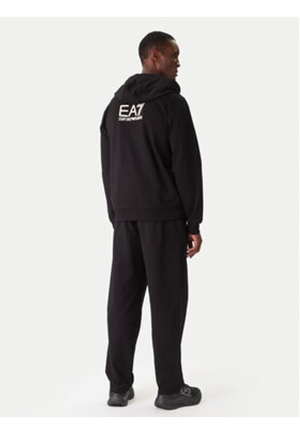 EA7 Emporio Armani Dres 7M000236 AF13512 MC156 Czarny Regular Fit. Kolor: czarny. Materiał: bawełna