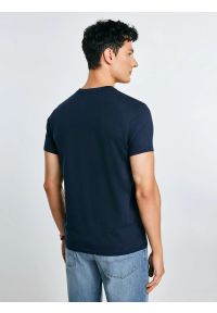 Big-Star - Koszulka męska z nadrukiem na piersi granatowa Serer 403. Kolor: niebieski. Materiał: bawełna. Wzór: nadruk #3