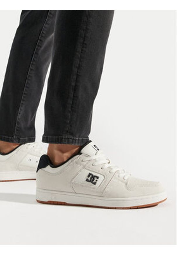 DC Sneakersy Manteca 4 S ADYS100766 Écru. Materiał: zamsz, skóra