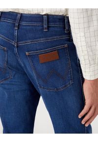 Wrangler - WRANGLER RIVER MĘSKIE SPODNIE JEANSOWE JEANSY RODEO BULL W17TCSZ72