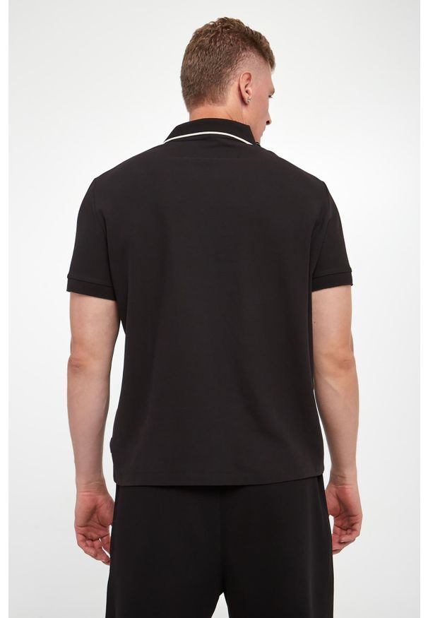 Armani Exchange - Polo męskie ARMANI EXCHANGE. Typ kołnierza: polo