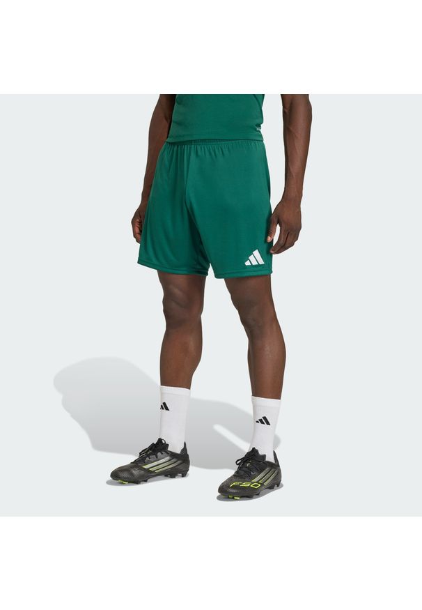 Adidas - Szorty Entrada 26. Kolor: zielony, biały, wielokolorowy. Technologia: ClimaCool (Adidas). Sport: piłka nożna