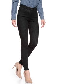 Wrangler - WRANGLER SKINNY RINSE BLACK W28KHS32R 112128275. Okazja: na co dzień. Długość: długie. Wzór: napisy, nadruk. Sezon: lato. Styl: klasyczny, casual, elegancki, wizytowy