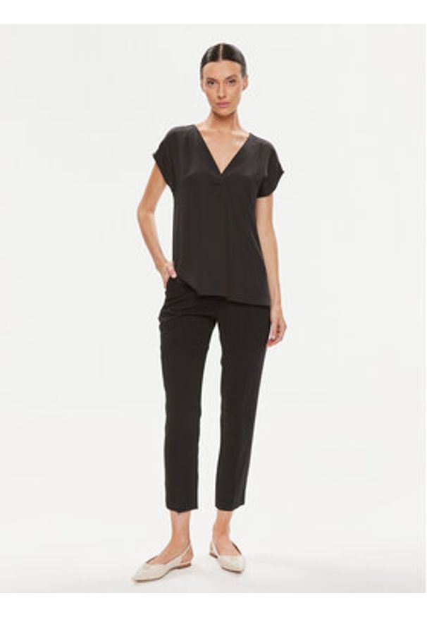Marella Bluzka Brina 2331160333200 Czarny Regular Fit. Kolor: czarny. Materiał: syntetyk