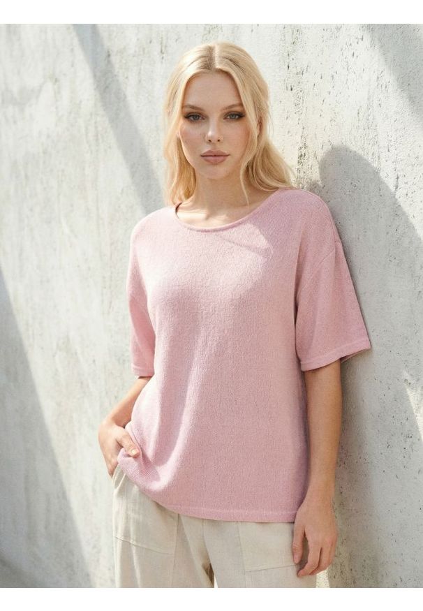 Sinsay - Koszulka z krótkim rękawem z wiskozą - różowy. Kolor: różowy. Materiał: wiskoza. Długość rękawa: krótki rękaw. Długość: krótkie