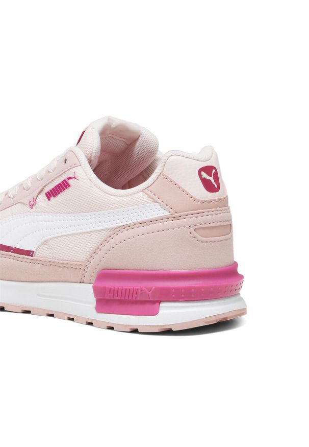 Buty do chodzenia damskie Puma Graviton. Zapięcie: sznurówki. Kolor: wielokolorowy, biały. Materiał: syntetyk, materiał, tkanina. Szerokość cholewki: normalna. Sport: turystyka piesza