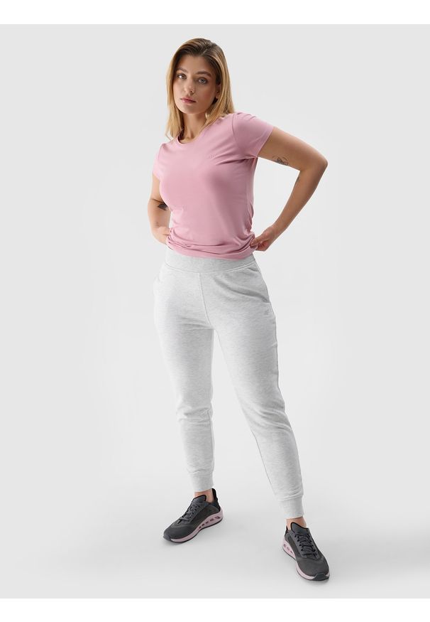 4f - 4F Spodnie dresowe joggery damskie - szare XL. Kolor: szary. Materiał: dresówka. Wzór: gładki, ze splotem