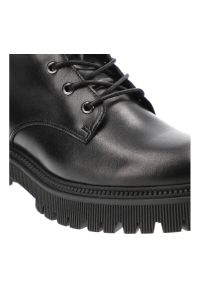 Czarne Botki Karino Modne Buty Na Jesień. Kolor: czarny. Materiał: syntetyk, futro, skóra. Sezon: jesień. Styl: klasyczny