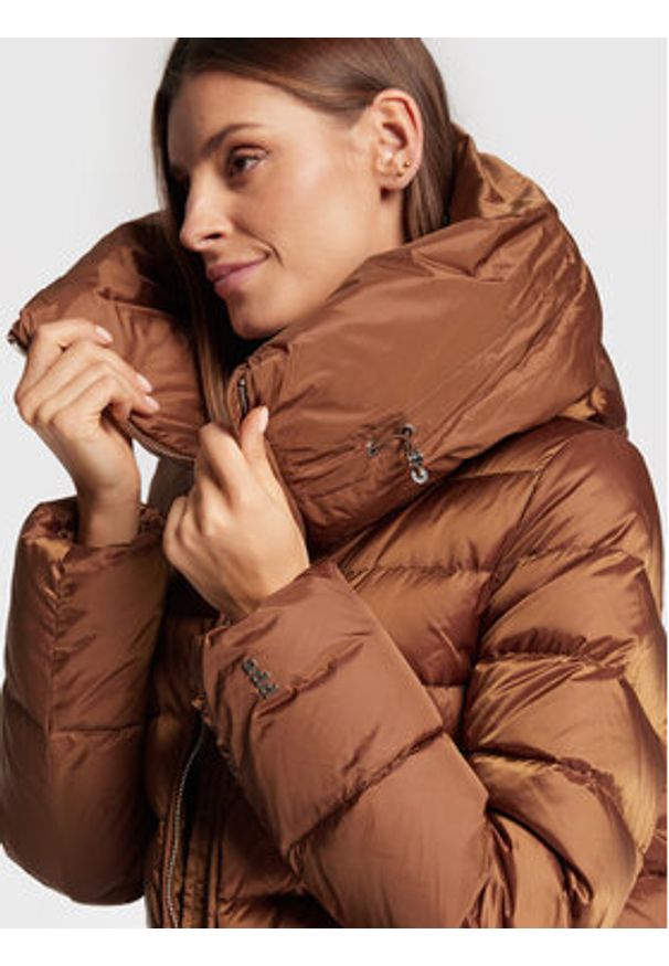 Add Kurtka puchowa 6AW226 Brązowy Regular Fit. Kolor: brązowy. Materiał: syntetyk