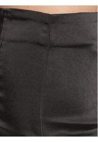 Gina Tricot Spódnica mini Rio 18497 Czarny Regular Fit. Kolor: czarny. Materiał: syntetyk