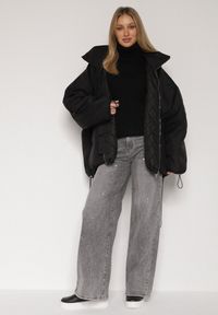 Born2be - Szare Szerokie Jeansy z Wysokim Stanem Zdobione Błyszczącymi Drobinami Isabela. Okazja: na co dzień. Stan: podwyższony. Kolor: szary. Wzór: aplikacja. Styl: casual, elegancki, klasyczny #4