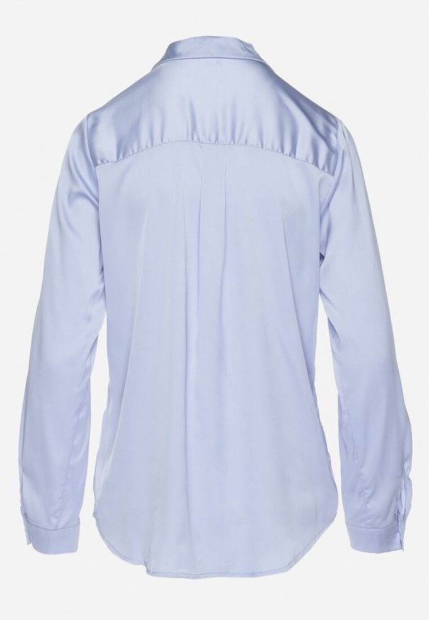 Born2be - Niebieska Koszula o Klasycznym Kroju z Kołnierzykiem Jarinsse. Okazja: na co dzień. Kolor: niebieski. Materiał: jeans. Styl: klasyczny