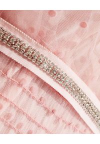 SELF PORTRAIT - Różowa sukienka mini w kropki. Kolor: różowy, wielokolorowy, fioletowy. Materiał: tkanina. Wzór: kropki. Typ sukienki: dopasowane, rozkloszowane. Długość: mini #3