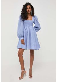 Custommade sukienka kolor niebieski mini rozkloszowana. Typ kołnierza: dekolt w karo. Kolor: niebieski. Typ sukienki: rozkloszowane. Długość: mini #6