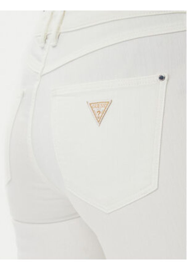 Guess Jeansy W5GA46 D5N71 Biały Skinny Fit. Kolor: biały