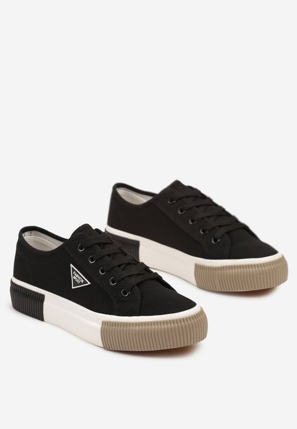 Born2be - Czarne Sznurowane Trampki na Grubej Podeszwie Vimanta. Okazja: na co dzień. Kolor: czarny. Materiał: jeans. Szerokość cholewki: normalna. Styl: sportowy, klasyczny, casual