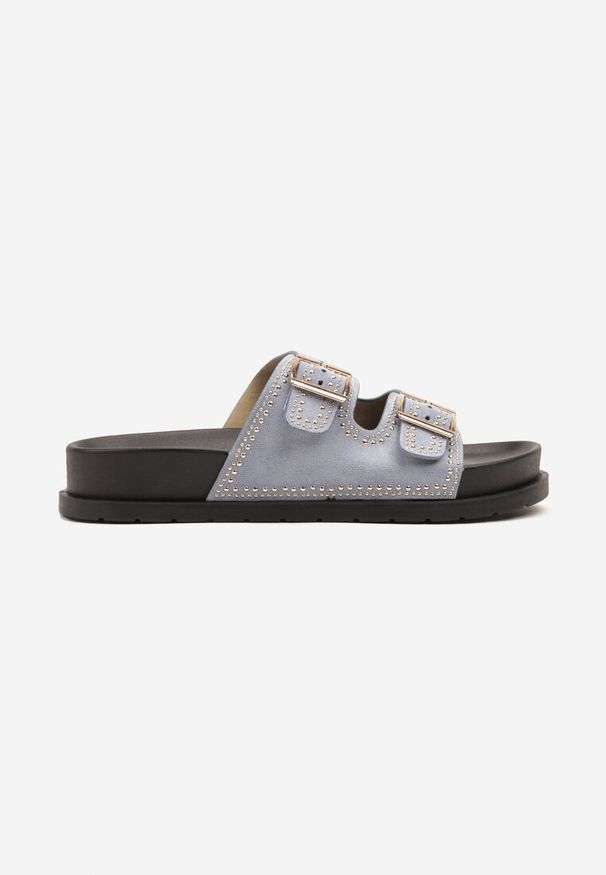 Born2be - Niebieskie Klapki Ozdobione Klamrami i Nitami Alerives. Okazja: na co dzień. Kolor: niebieski. Wzór: aplikacja. Styl: klasyczny, elegancki, casual