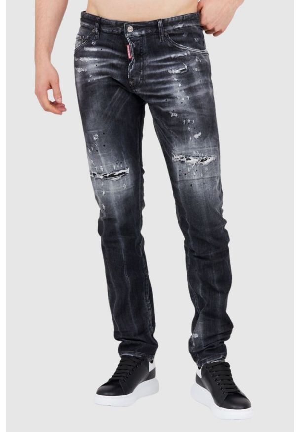 DSQUARED2 Czarne jeansy męskie cool guy jean. Kolor: czarny. Wzór: aplikacja