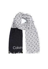 Calvin Klein Szal Monogram K60K612979 Czarny. Kolor: czarny. Materiał: materiał, bawełna