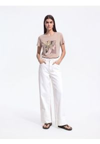Reserved - Bawełniany t-shirt z nadrukiem - beżowy. Kolor: beżowy. Materiał: bawełna. Wzór: nadruk #1