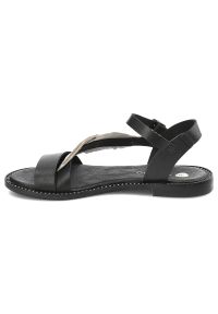 Czarno Złote Sandały Armodo Stylowe Obuwie Damskie Z Liściem. Okazja: na co dzień. Zapięcie: pasek. Kolor: czarny. Materiał: skóra. Wzór: paski. Styl: elegancki
