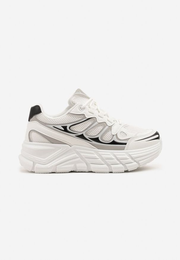 Born2be - Białe Sneakersy w Streetwearowym Stylu na Grubej Podeszwie z Tłoczeniami Siltewi. Okazja: na co dzień. Nosek buta: okrągły. Zapięcie: sznurówki. Kolor: biały. Materiał: jeans