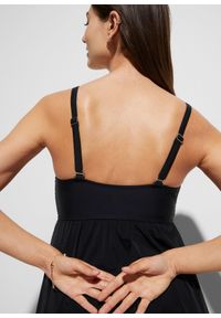 bonprix - Sukienka kąpielowa z przezroczystą siateczką. Kolor: czarny. Długość rękawa: na ramiączkach. Wzór: nadruk, paisley, aplikacja. Styl: elegancki #2