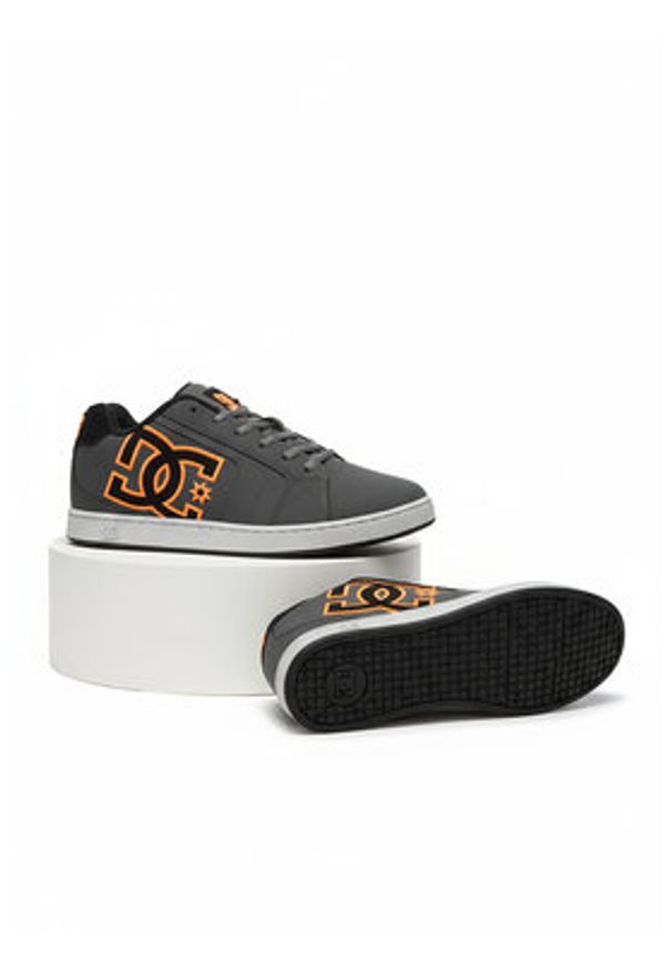 DC Shoes Sneakersy EO-NET DC01774025 Szary. Kolor: szary. Materiał: skóra