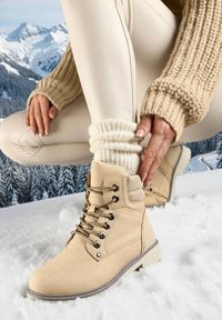 Born2be - Beżowe Płaskie Klasyczne Traperki ze Sznurowaniem Lobanne. Kolor: beżowy. Materiał: wełna, jeans. Sezon: zima, jesień. Styl: klasyczny #1