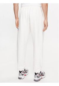 Reebok Spodnie dresowe Classics Brand Proud HY7158 Biały Regular Fit. Kolor: biały. Materiał: syntetyk