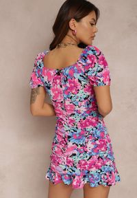 Renee - Fuksjowa Sukienka Oreithathe. Kolor: różowy. Długość rękawa: krótki rękaw. Wzór: kolorowy, kwiaty, nadruk. Długość: mini #2