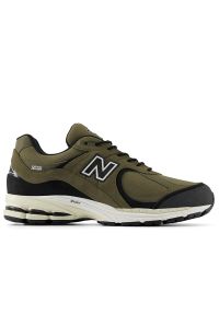 Buty New Balance M2002RXU - zielone. Kolor: zielony. Materiał: guma, skóra. Szerokość cholewki: normalna