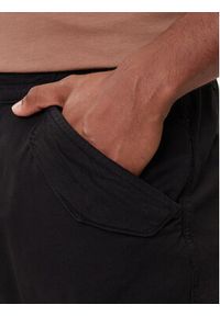 Alpha Industries Joggery Airman 188201 Czarny Tapered Fit. Kolor: czarny. Materiał: bawełna #5