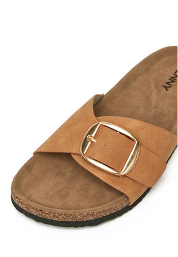 Jenny - JENNY Klapki LB-P1598-YLD Brązowy. Kolor: brązowy. Materiał: materiał