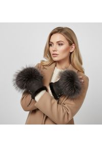 Mitenki damskie Luka-Pelli, rękawiczki bez palców z naturalnym futrem jenot, czekolada. Kolor: brązowy. Materiał: futro. Wzór: aplikacja. Sezon: zima. Styl: casual, elegancki #1