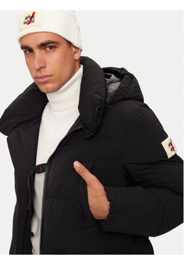 After Label Kurtka puchowa Alaska A00014 Czarny Regular Fit. Kolor: czarny. Materiał: syntetyk