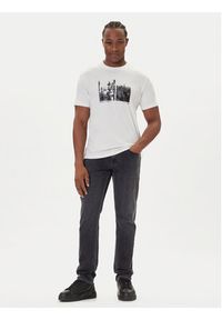 Armani Exchange T-Shirt XM001461 AF10358 M0003 Biały Regular Fit. Kolor: biały. Materiał: bawełna #3