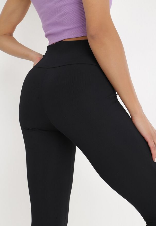 Born2be - Czarne Legginsy Anastinna. Okazja: na co dzień. Stan: podwyższony. Kolor: czarny. Materiał: guma, materiał, tkanina. Wzór: gładki, jednolity. Styl: casual