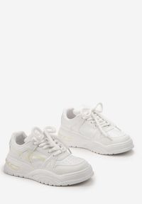 Renee - Białe Sneakersy na Grubej Podeszwie z Szerokim Wiązaniem Iniestra. Okazja: na co dzień. Kolor: biały #5